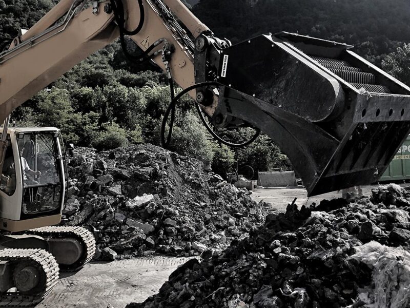 rotors-screening-bucket